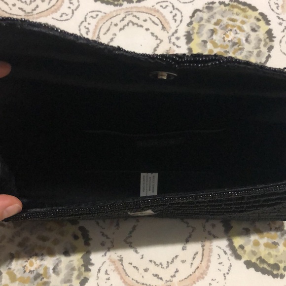 New- Beautiful beaded classic black clutch - Picture 3 of 4